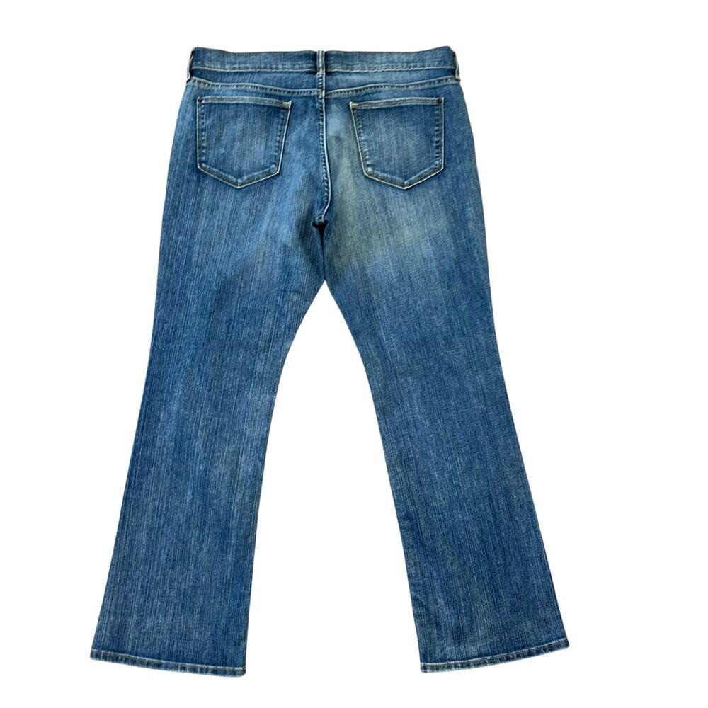 Old Navy The Flirt Straight Leg Jeans Women’s 14 Short Preppy Casual Normcore - Picture 3 of 9